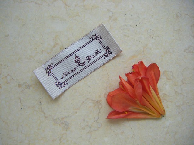 lovely half folded woven labels for clothing