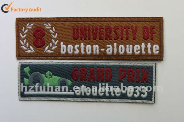 Wood spindle-made woven labels