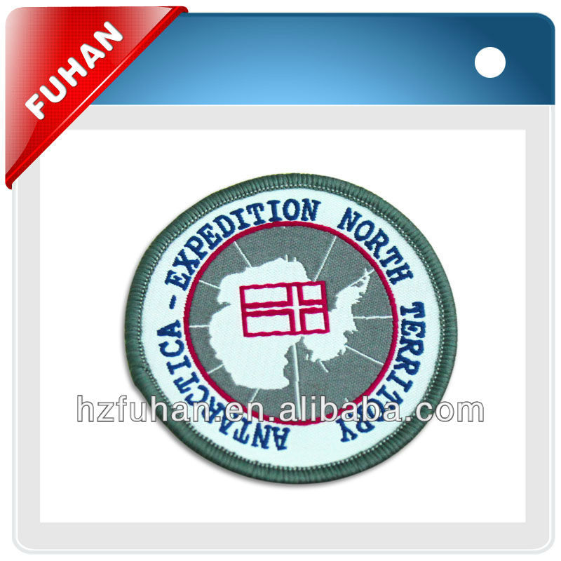 2013 fashion black background woven patch for clothes