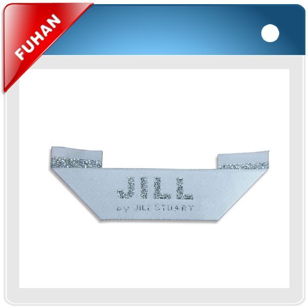 Hot sale high quality fashion woven label for garments in China