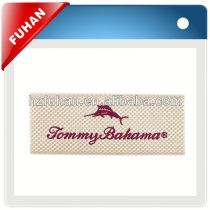 Supply 2013 newest fashionable and the most preferential prices custom woven clothing label