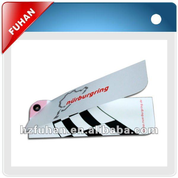 all kinds of plastic hangtags with high quality and low price