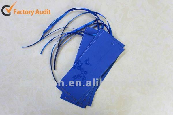 2013 High quality garment hang tag with a string and hole