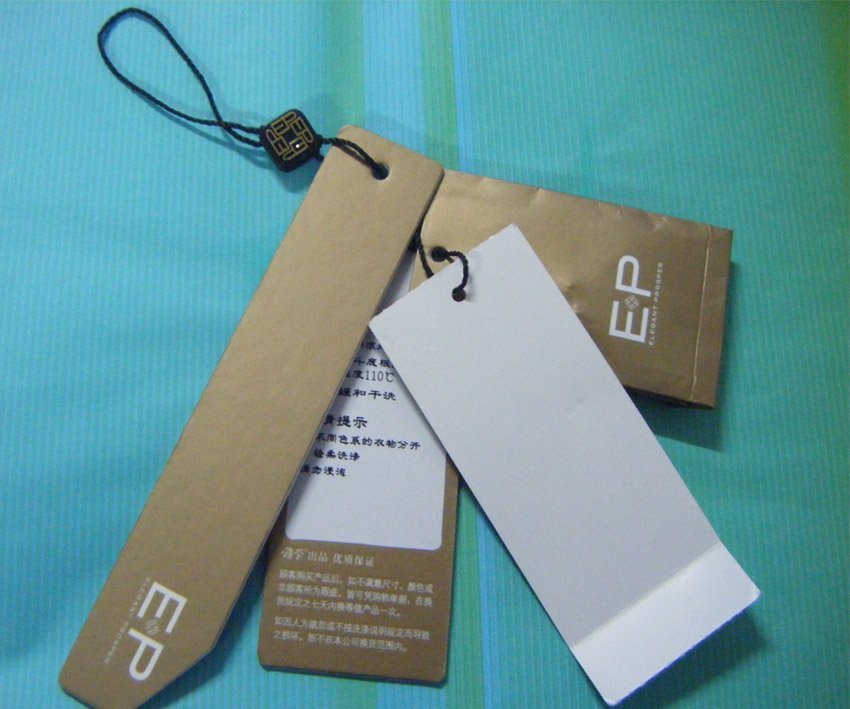 Fashion paper hang tag with string
