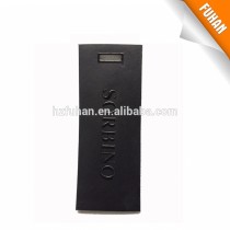 Embossed logo rectangle hole hang tag