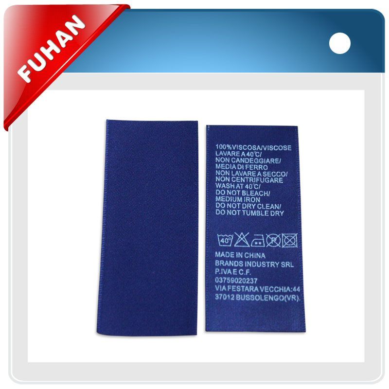 Various kinds of custom jeans screen print labels