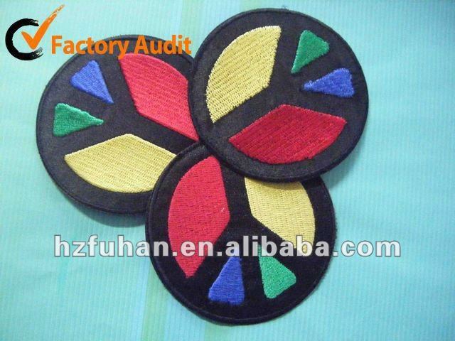 China direct factory high quality embroidered badge for brand clothing