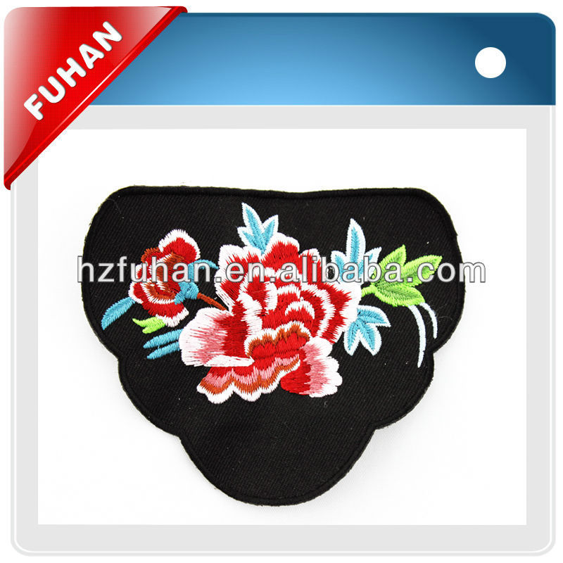 wholesale antique customized heart shape embroidery patch