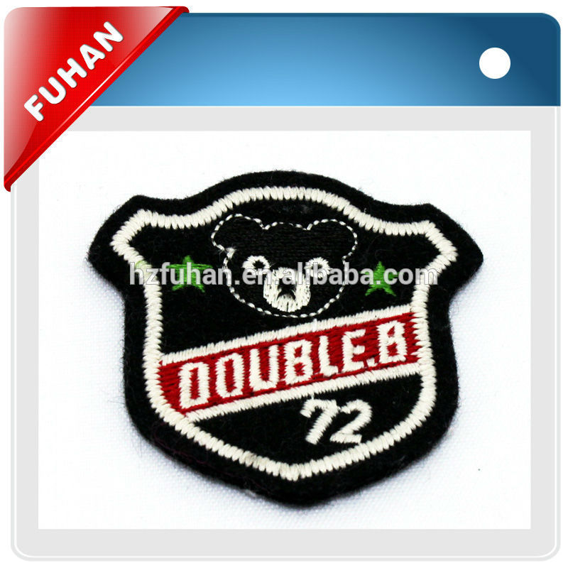 Hot new product for 2014 garment embroidered patch