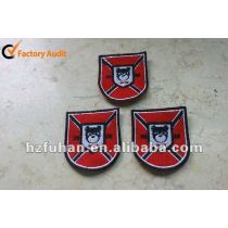 2012 cute bear pattern beautiful badge embroidered patch