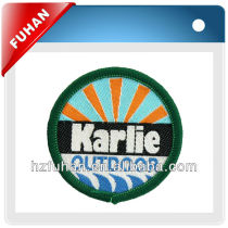 2014 new fashionable customized sports embroidery badge