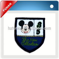Fashionable Custom cheap embroidery badges for clothing