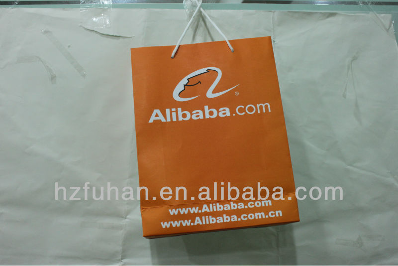 Customized printing paper bags with cotton rope handle