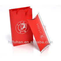 Customized folding paper gift bags for packing silk scarfs