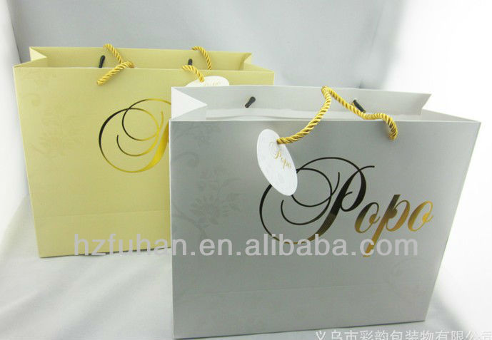 white Kraft paper bag with handle and OEM logo