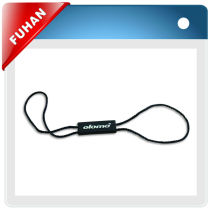 2013 hot popular customized garment Plastic Tag and Hangs the grain