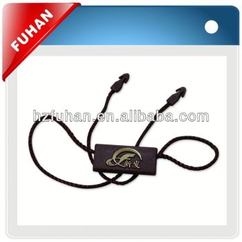 Provide dilecate plastic luggage tag