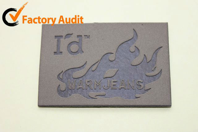 2013 hot sale customized Leather Patch for clothes