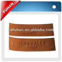 2013 Fashion Leader provide superior quality real jeans leather labels
