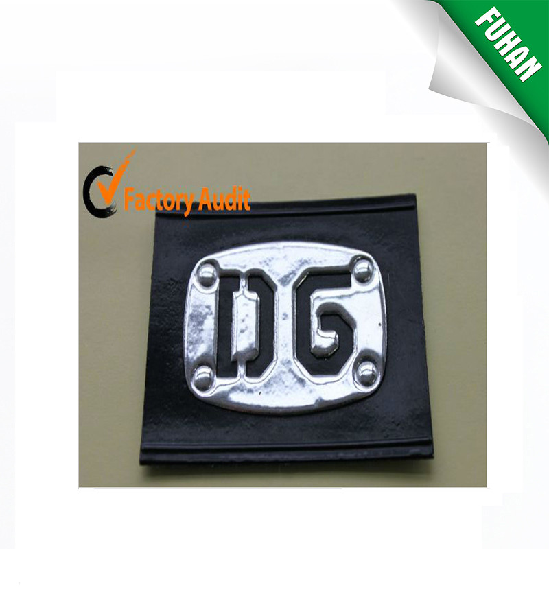 direct factory provide custom jeans leather patch labels with metal logo