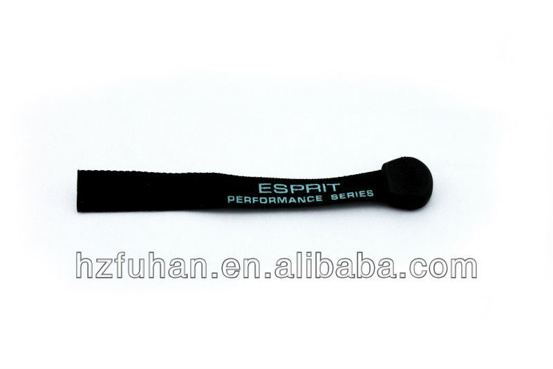 2013 new design soft pvc zipper puller