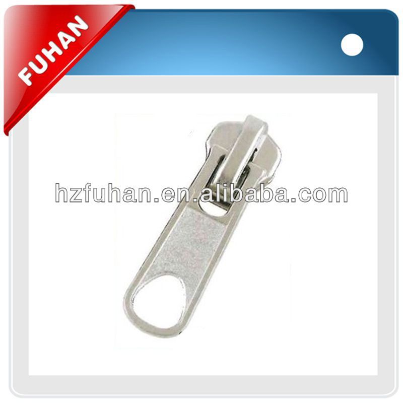 Fashion PU Injection zinc alloy zipper puller