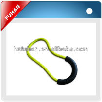 Fashionable leather zipper puller for garments bags