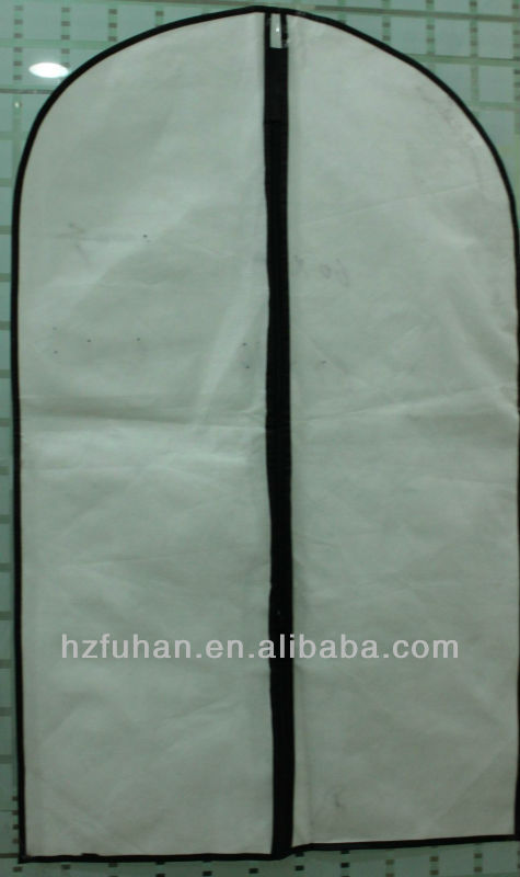 Cheap OEM non-woven wedding storage suit bag,white garments bag