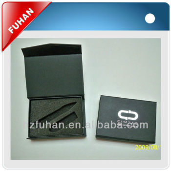 Black cardboard gift box with magnet /cheap paper boxes with sponge for USB Disk wholesale