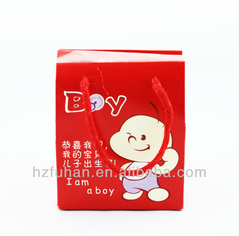 Customized paper wedding invitation box for packing candy