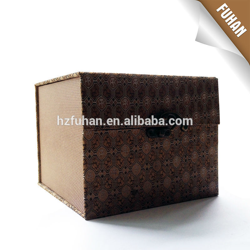 Customized eco-friendly product of paper packaging boxes