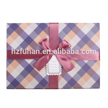 Wholesale Fashion New Design Paper Box Packaging for Presents