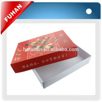 2014 Fashionable recycled gift packing box with hot stamping for garment