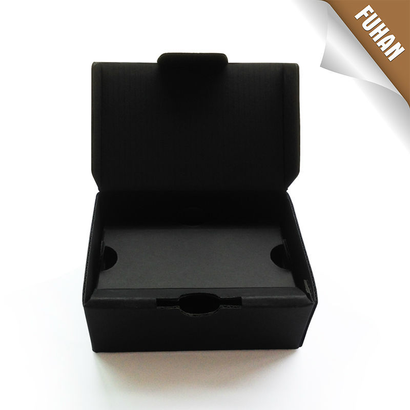Durable plastic packing box