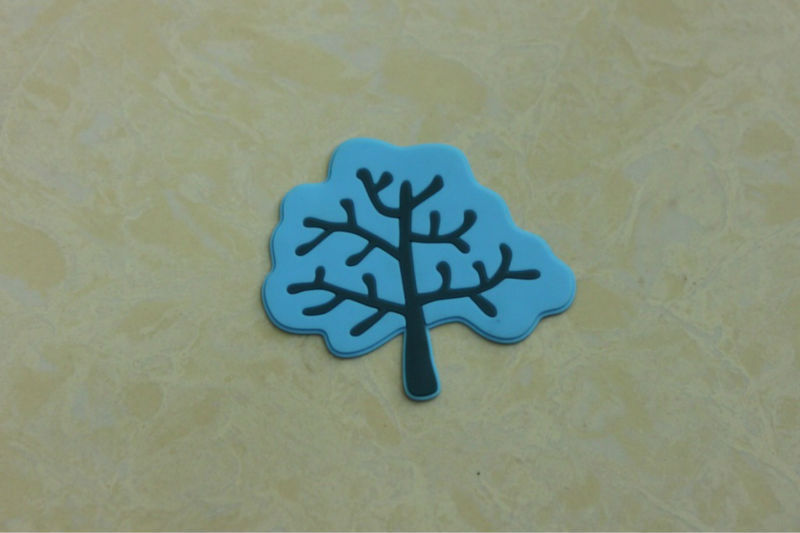 Round rubber tag with transparent background and recess