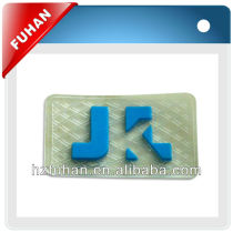 2014 good quality hot sale rubber patch for clothes