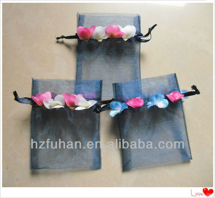 Customized organza drawstring bags