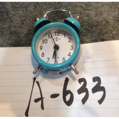 Wholesale Q888SBL Hight Quality Clock
