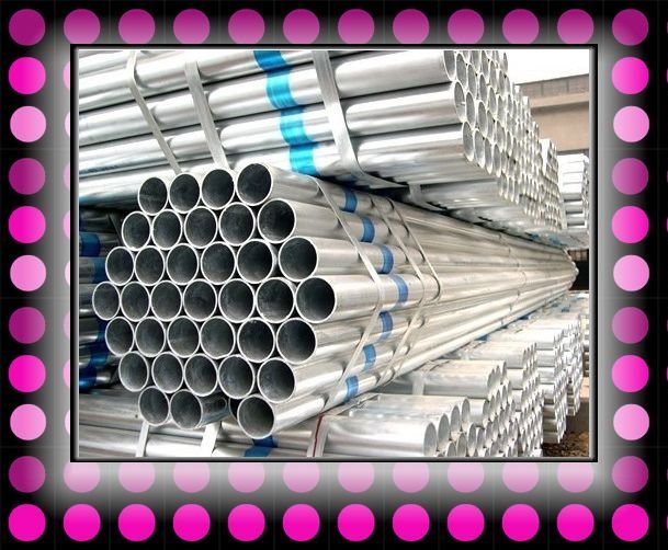 Galvanized steel pipe for scaffolding use
