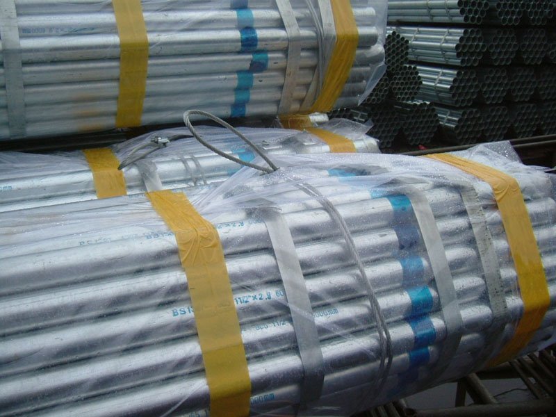 galvanized threaded and coupling steel pipe