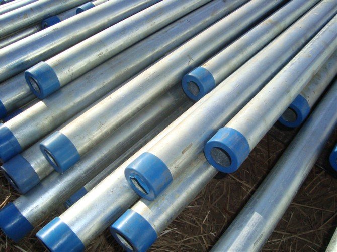 Hot Dipped Galvanized Q235 Steel Pipe