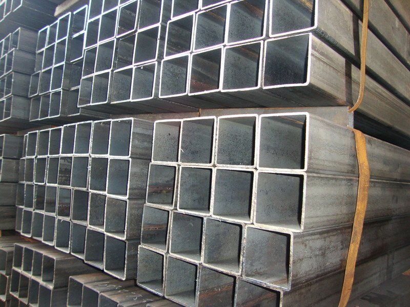 11/2" square steel pipe for oil delivery