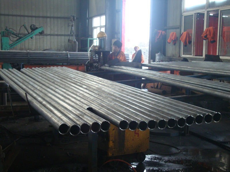 ASTM A500/EN10219 black steel pipe