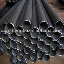 black steel pipe in various sizes