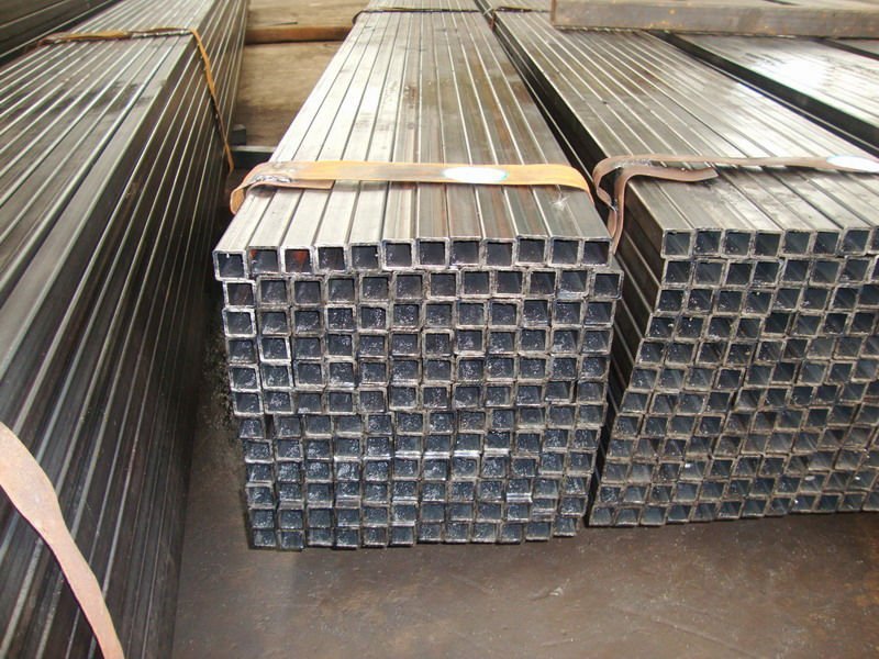 ASTM rectangular steel tubes