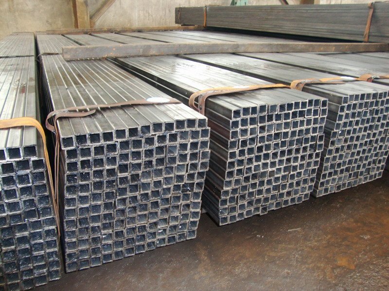 black rectangular steel pipe