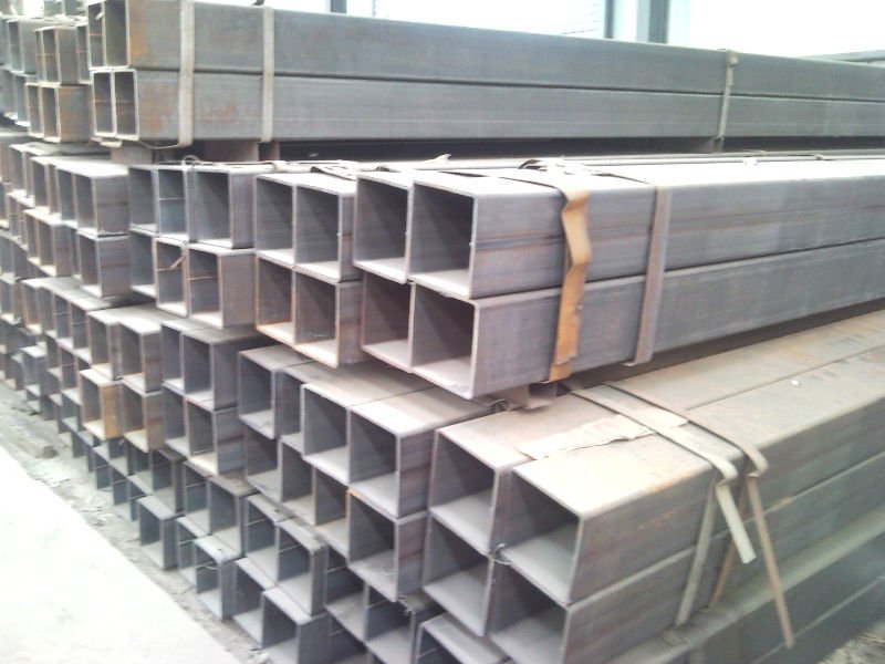 11/4" square steel pipe for oil delivery