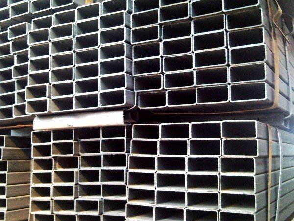 BS thin rectangular steel pipe
