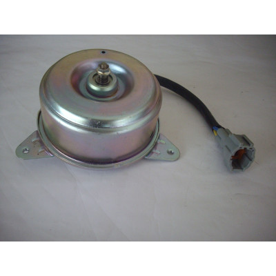 Airsource Heater Blower Motor used for NISSAN SENTRA / NISSAN CEFIRO A33 CURRENT 2.0A with clockwise