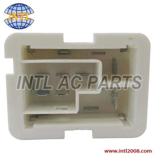 Ac blower resistor Chevrolet Astra 1999>/ Vectra 2006 52484323